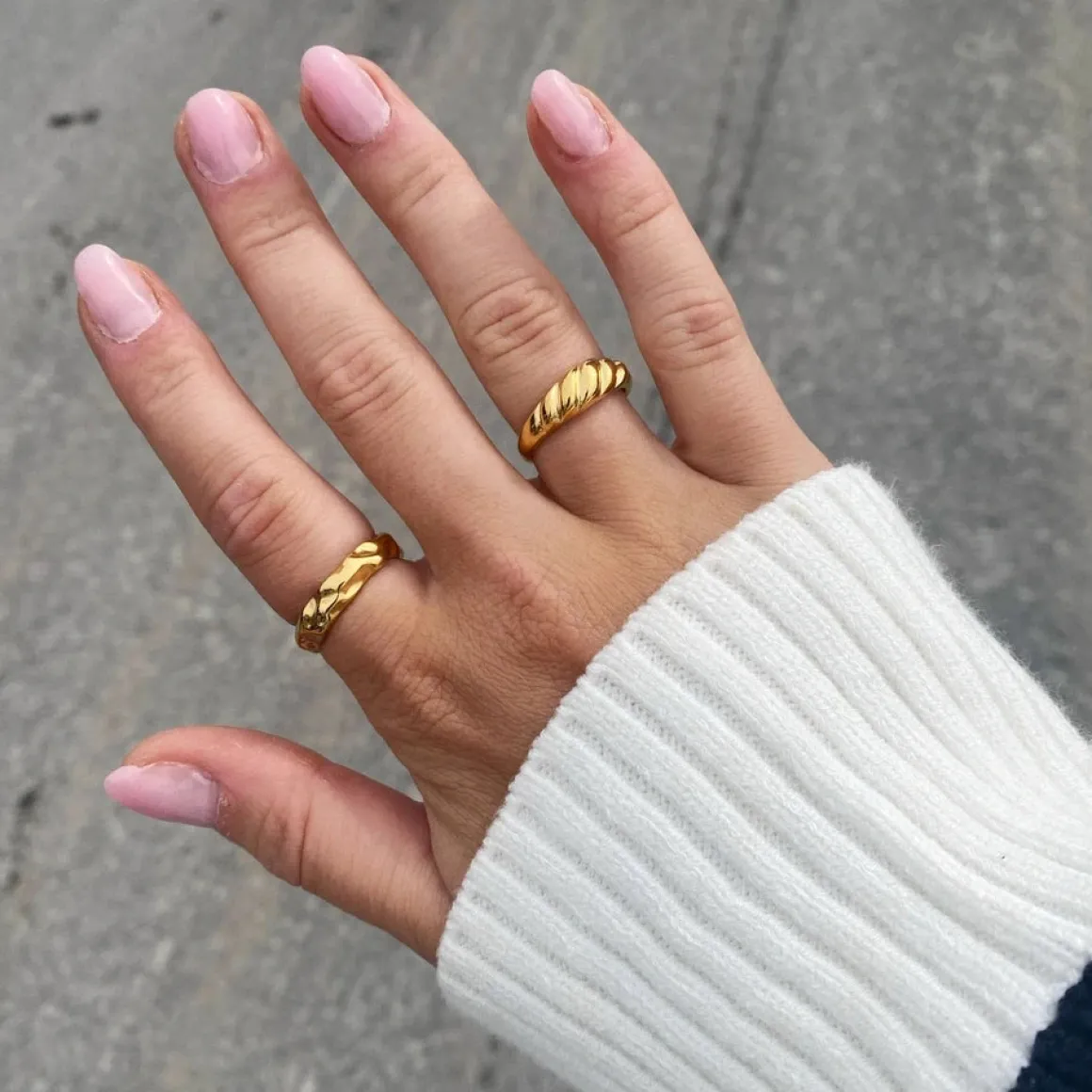Shelly Ring